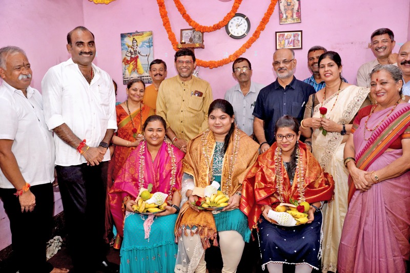 ತೆಂಕಪೇಟೆ ಗೆಳೆಯರ ಬಳಗ ; C . S . ಪರೀಕ್ಷೆಯಲ್ಲಿ RANK ಗಳಿಸಿದ ವಿದ್ಯಾರ್ಥಿನಿಯಾರಿಗೆ ಸನ್ಮಾನ